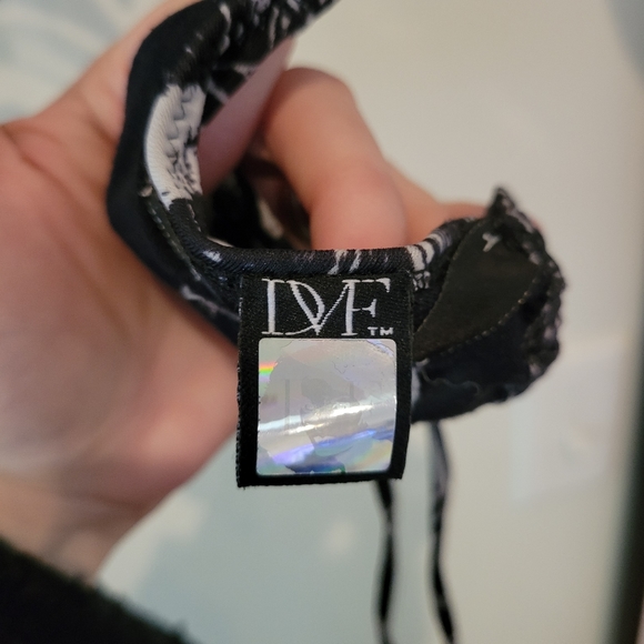 Diane Von Furstenburg Bikini - Picture 4 of 10